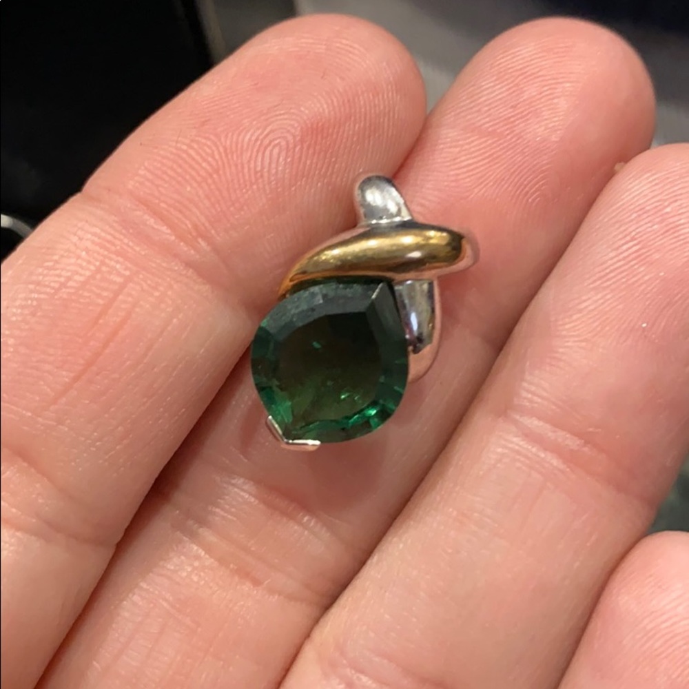Gorgeous green tourmaline pendant!